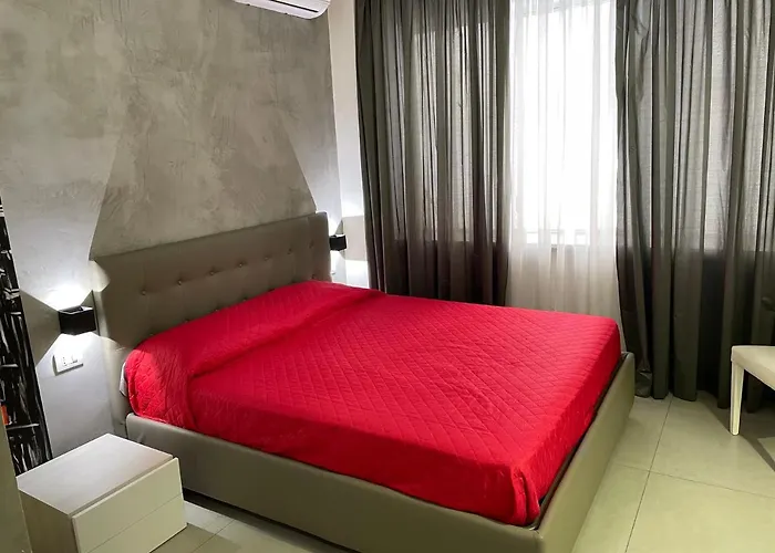 Via ToledoHotel Napoli